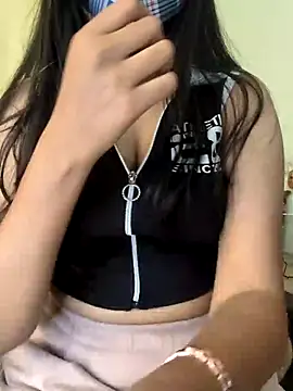 Snapshot of Nikkify chatting on February 1, 2026, 5:22 pm Nikkify online show from February 1, 2026, 5:22 pm