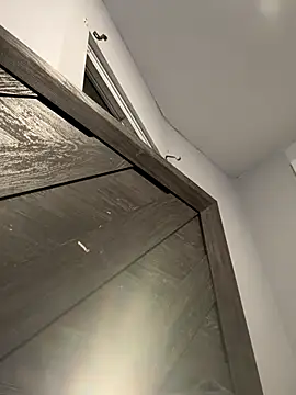 oudirtysecreat45 online show from November 4, 2025, 9:13 am