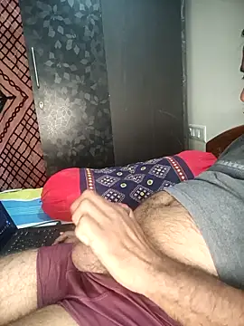 RubyEntity online show from January 6, 2026, 1:48 pm