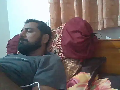 RubyEntity online show from November 13, 2025, 7:29 pm