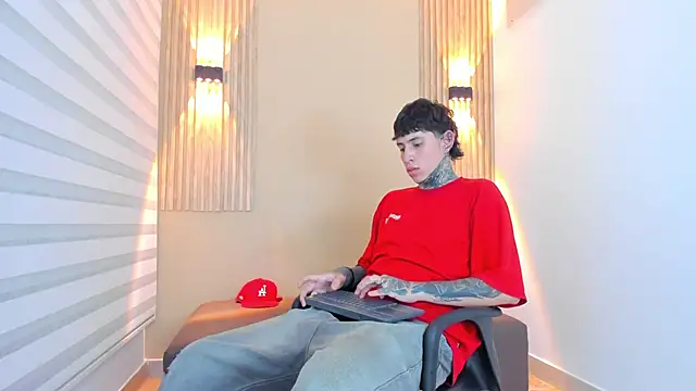 DANTE ARMSTRONG online show from December 4, 2025, 4:00 am