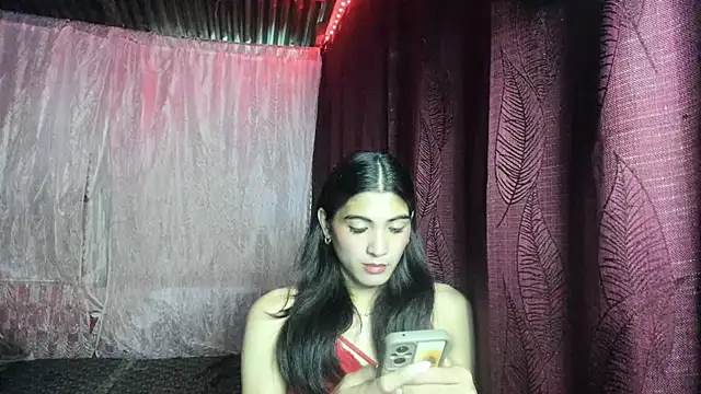 ursexykittykat xx online show from November 29, 2025, 8:36 am