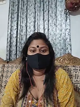 Snapshot of munni-506 chatting on May 19, 2026, 4:58 pm munni-506 online show from May 19, 2026, 4:58 pm