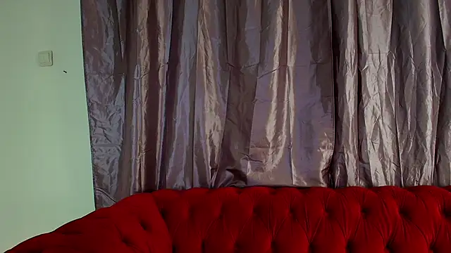 TattooTemptress online show from December 5, 2025, 5:06 am