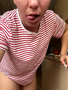 EdaQueen online show from November 21, 2025, 7:07 am