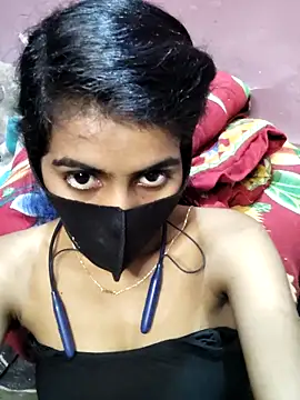 Snapshot of Thaper_Meera2 chatting on April 18, 2026, 2:36 am Thaper Meera2 online show from April 18, 2026, 2:36 am