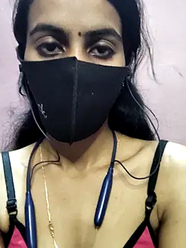 Snapshot of Thaper_Meera2 chatting on April 19, 2026, 7:38 pm Thaper Meera2 online show from April 19, 2026, 7:38 pm
