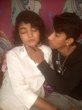 Snapshot of Freakingromance chatting on February 13, 2026, 7:58 pm Freakingromance online show from February 13, 2026, 7:58 pm