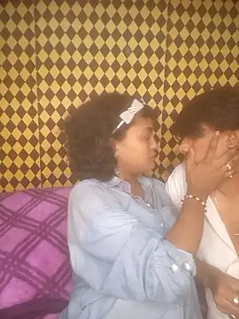 Freakingromance online show from March 14, 2026, 6:58 pm