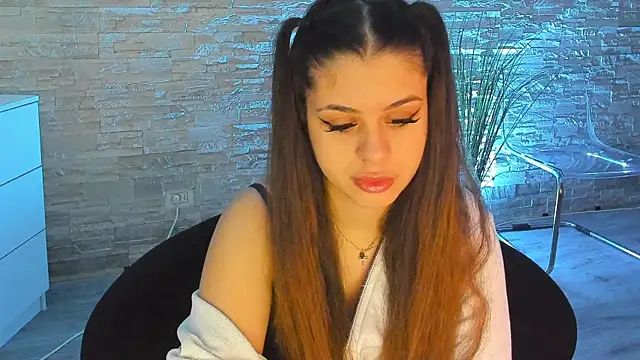 BellaNoir  online show from January 14, 2026, 6:17 am