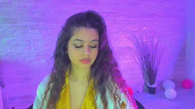 BellaNoir  online show from February 25, 2026, 6:13 am