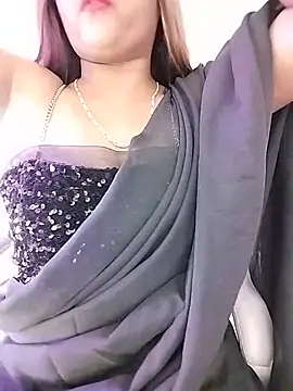 Snapshot of LoveLy-Soneya chatting on May 30, 2026, 10:32 am LoveLy-Soneya online show from May 30, 2026, 10:32 am