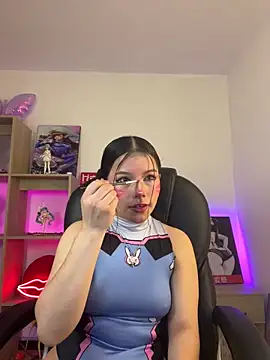 violettabond online show from January 14, 2026, 12:42 pm