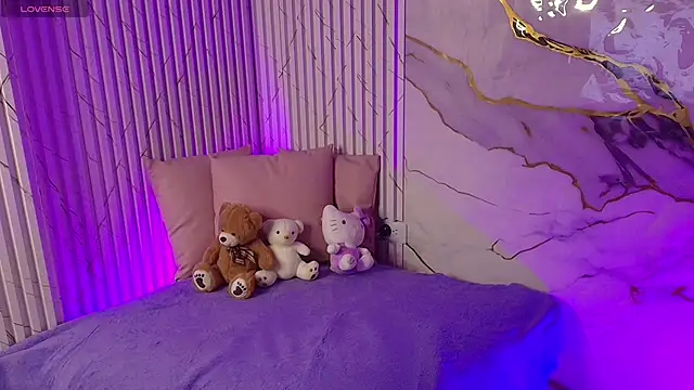 Snapshot of PEACHY_TAY chatting on March 9, 2026, 11:58 am PEACHY TAY online show from March 9, 2026, 11:58 am