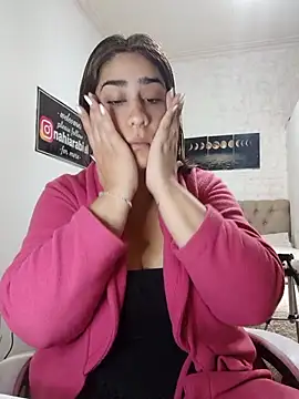 Snapshot of nahiarabiel33 chatting on May 3, 2026, 4:10 pm nahiarabiel33 online show from May 3, 2026, 4:10 pm
