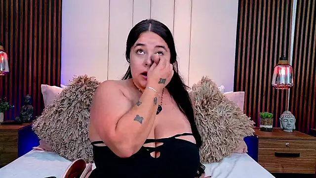 Snapshot of CameronJonnes chatting on February 2, 2026, 8:08 pm CameronJonnes online show from February 2, 2026, 8:08 pm