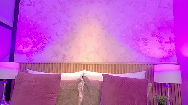 ValeriaMonet online show from May 8, 2026, 9:07 pm
