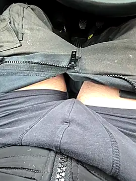 seulementme online show from February 6, 2026, 12:01 pm