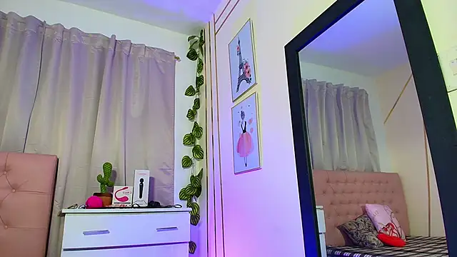 Snapshot of Lulu_swarts chatting on May 19, 2026, 11:34 pm Lulu swarts online show from May 19, 2026, 11:34 pm