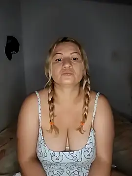 Karoline milf hot online show from December 16, 2025, 4:06 am