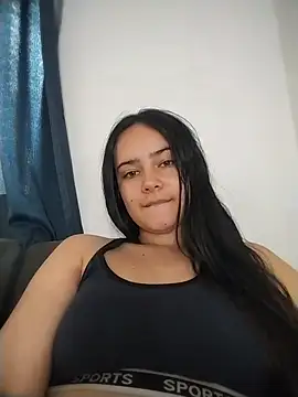 Zoe Raven11 online show from May 28, 2026, 1:50 pm