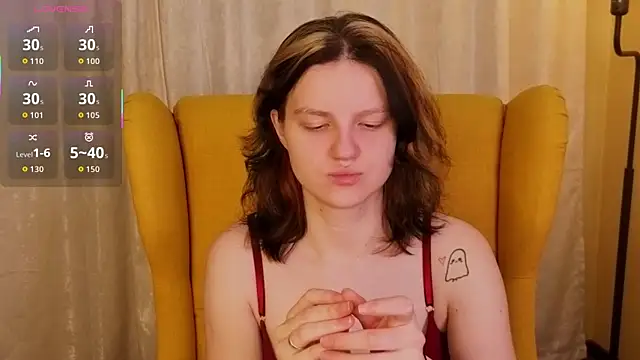 Snapshot of LatinaHuguenin chatting on February 26, 2026, 6:52 pm LatinaHuguenin online show from February 26, 2026, 6:52 pm