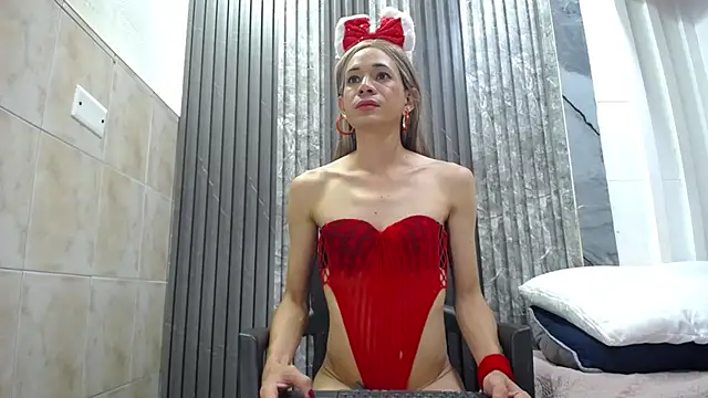 Caitlyn-Joness  online show from November 29, 2025, 5:46 pm