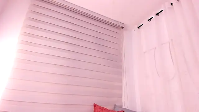 Irishottt online show from February 22, 2026, 2:36 am