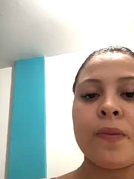 Snapshot of emily_blaker chatting on November 8, 2025, 2:04 am emily blaker online show from November 8, 2025, 2:04 am