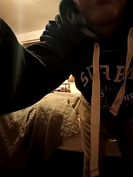 MacabretteAndMalaky online show from April 1, 2026, 5:32 pm