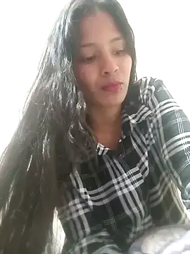 Stephanie1319 online show from November 12, 2025, 6:01 pm