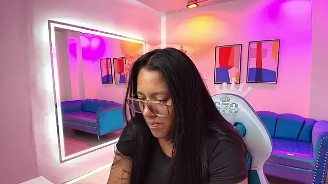 Alondra gomexxx online show from November 11, 2025, 3:34 am