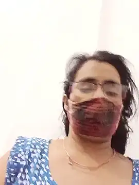 Snapshot of sanjana077 chatting on February 15, 2026, 1:06 am sanjana077 online show from February 15, 2026, 1:06 am