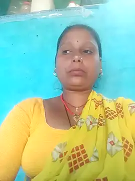 Snapshot of MiniBeast_2 chatting on November 8, 2025, 4:49 am MiniBeast 2 online show from November 8, 2025, 4:49 am