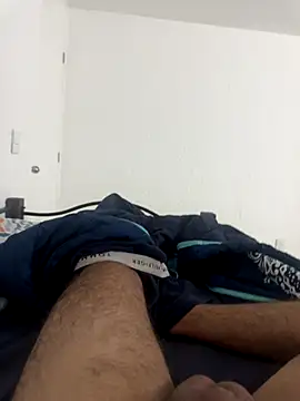 alejandrorguez online show from November 7, 2025, 5:01 am