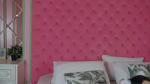 Snapshot of Ruby_de_Cherry chatting on February 1, 2026, 12:47 pm Ruby de Cherry online show from February 1, 2026, 12:47 pm