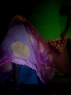 Hott minesh online show from November 14, 2025, 5:33 am