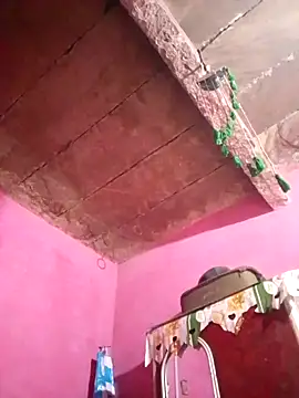 Hott minesh online show from November 12, 2025, 2:48 am