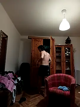 CharlyHemax online show from April 8, 2026, 5:03 pm