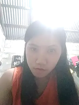 JuicyKittie20 online show from November 5, 2025, 1:58 pm