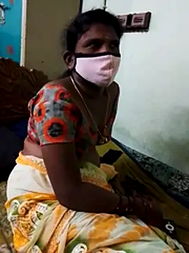 Couple1114 online show from November 8, 2025, 10:08 am