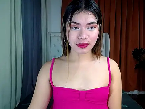 Snapshot of furry_puss chatting on May 20, 2026, 12:29 am furry puss online show from May 20, 2026, 12:29 am
