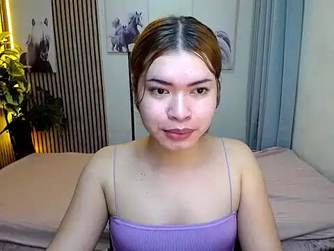 furry puss online show from November 26, 2025, 3:34 pm