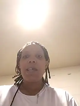 Snapshot of SITHANDRAH chatting on May 19, 2026, 10:44 am SITHANDRAH online show from May 19, 2026, 10:44 am