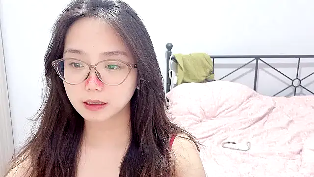 Hmm 0303 online show from May 9, 2026, 4:54 pm