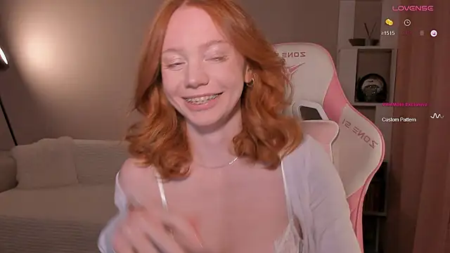 Elisahsthetics online show from February 7, 2026, 11:46 pm