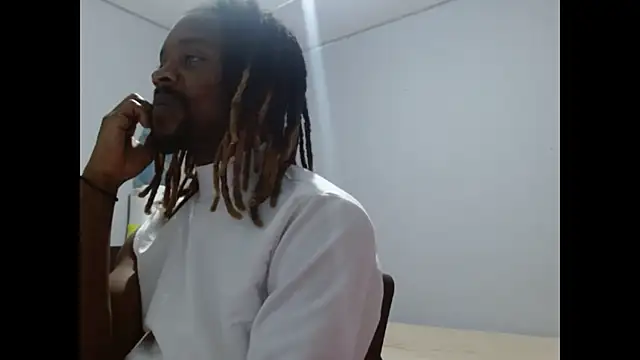 Snapshot of Dangerhook chatting on November 13, 2025, 12:03 am Dangerhook online show from November 13, 2025, 12:03 am