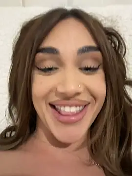 IvyNox online show from July 14, 2026, 2:05 am