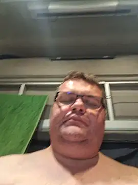 Grase44 online show from March 11, 2026, 6:57 pm