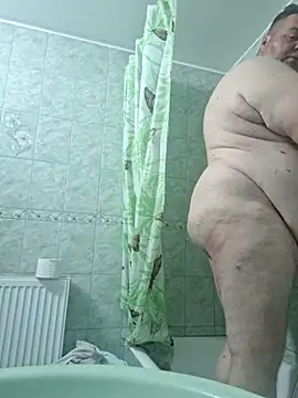 Grase44 online show from April 13, 2026, 8:24 pm